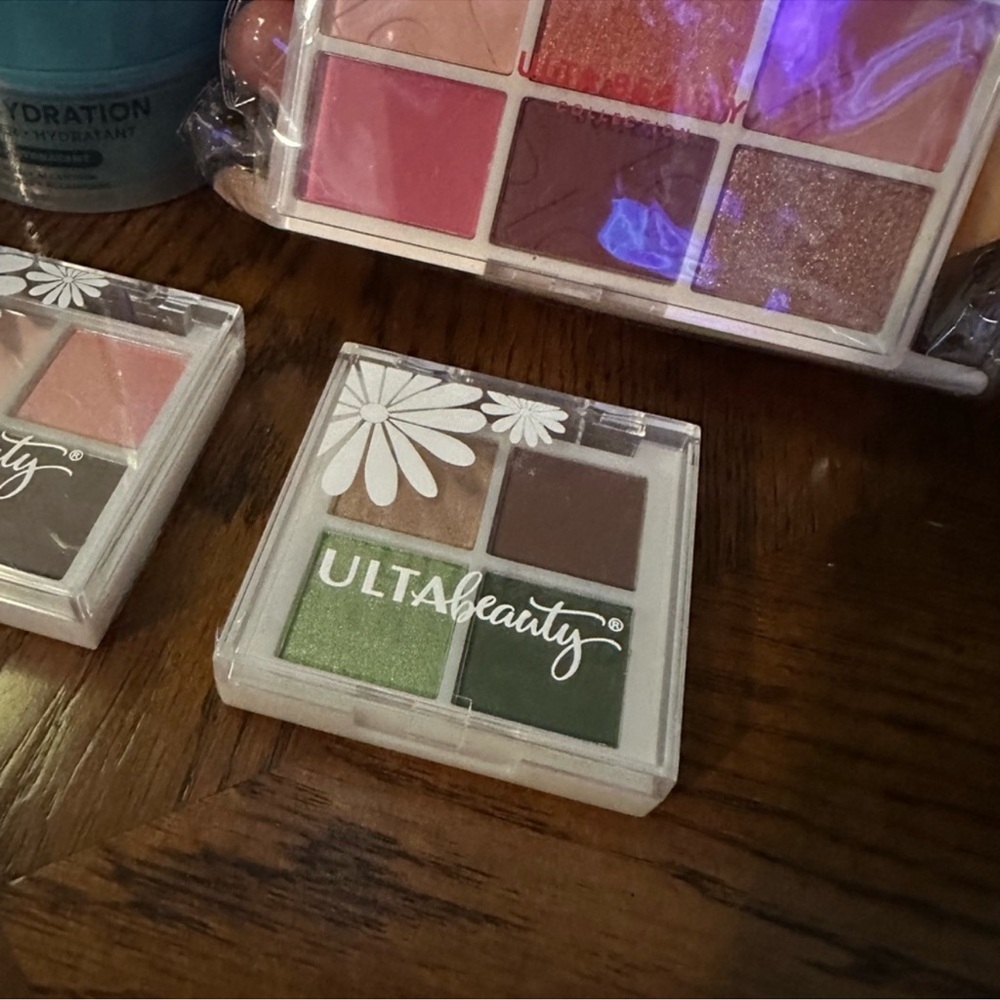 ULTA Bundle - Picture 2 of 8
